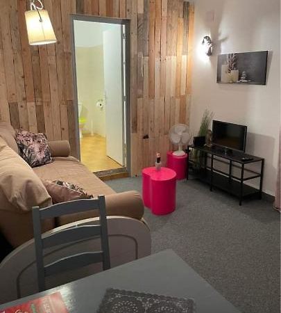 Le Studio Hotel Barjols Buitenkant foto
